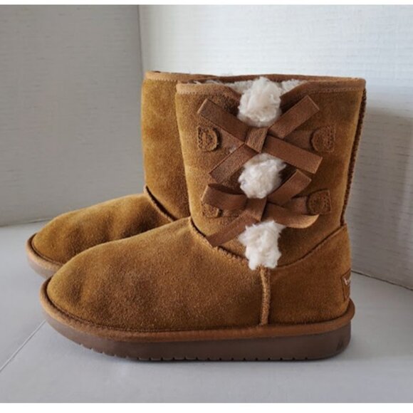 Koolaburra by UGG Tan Girls' Short Winter Boots Bow Accent Warm School Play Sz 3 - Picture 1 of 9